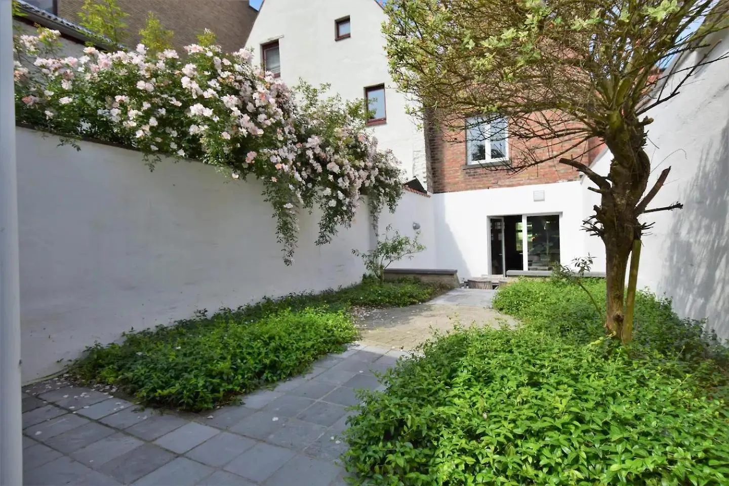 Brugse Charme Huis Met Tuin Aan Het Water 8P Brugge