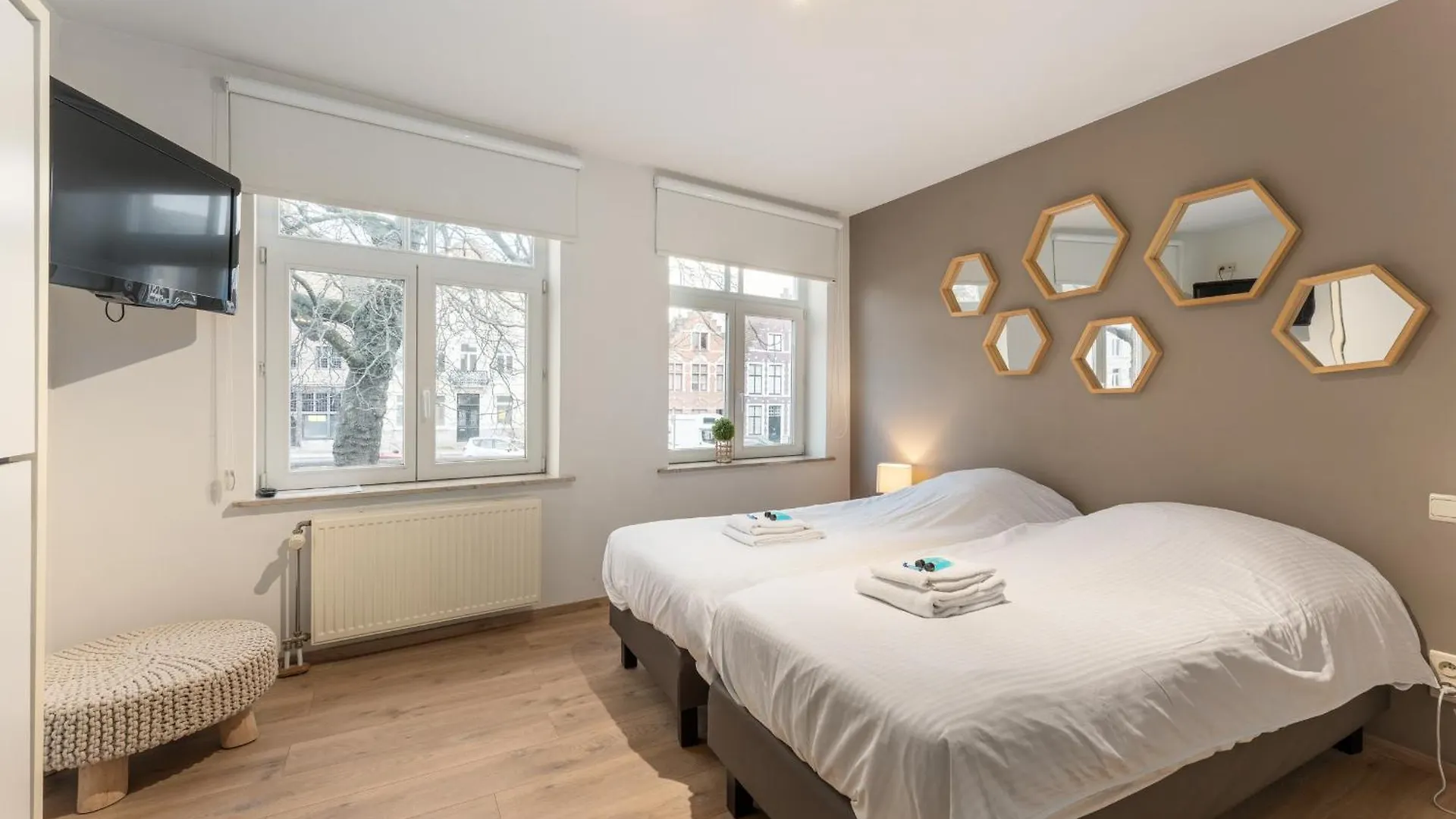 Brugse Charme Huis Met Tuin Aan Het Water 8P Brugge 0*,