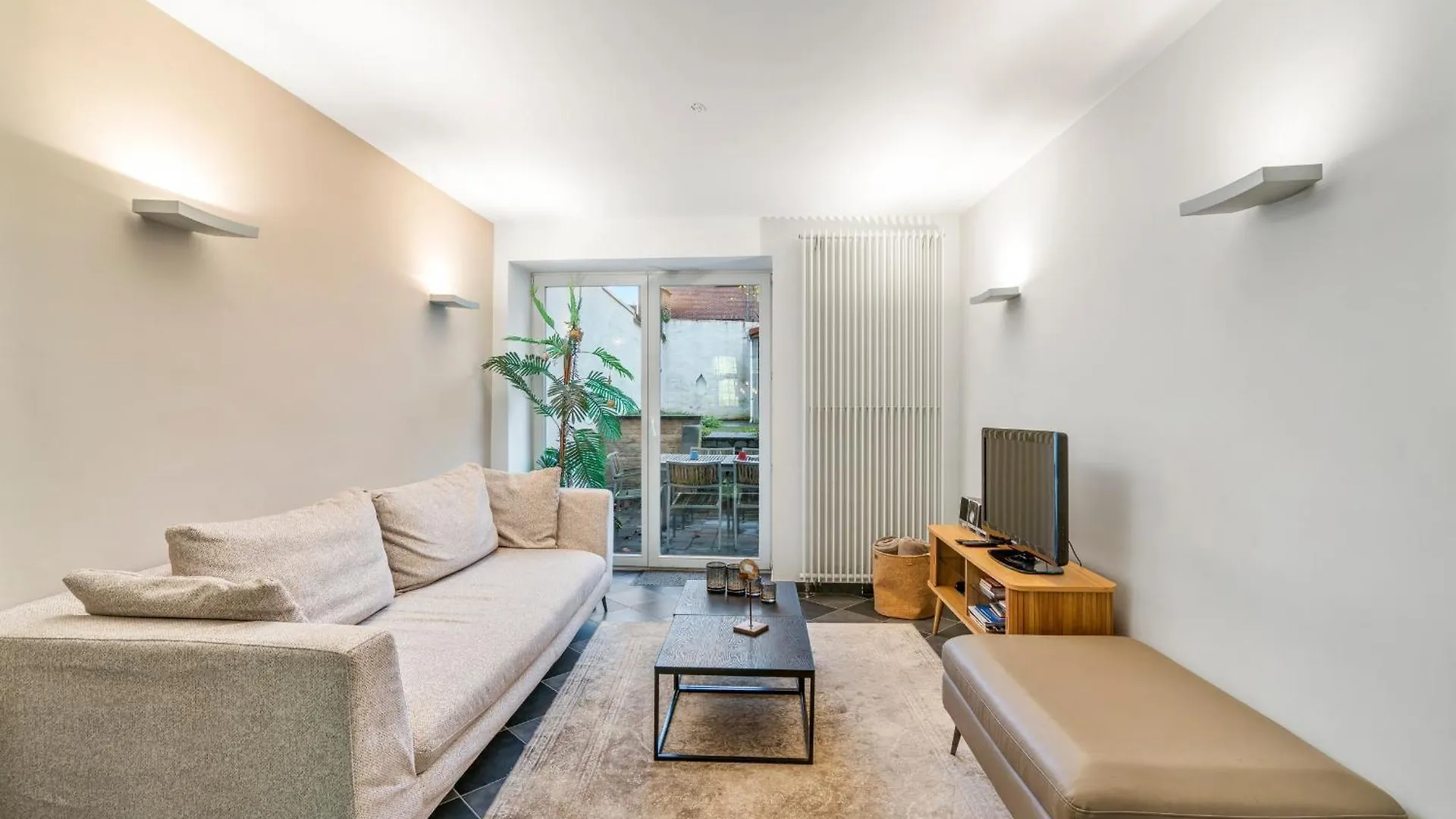 Brugse Charme Huis Met Tuin Aan Het Water 8P Брюгге